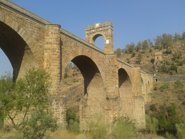 Puente de Alcántara, icono y foco de peregrinación para los ingenieros civiles